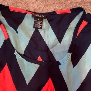 Rue 21 Chevron Top